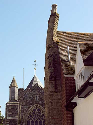 The House with the crooked chimney