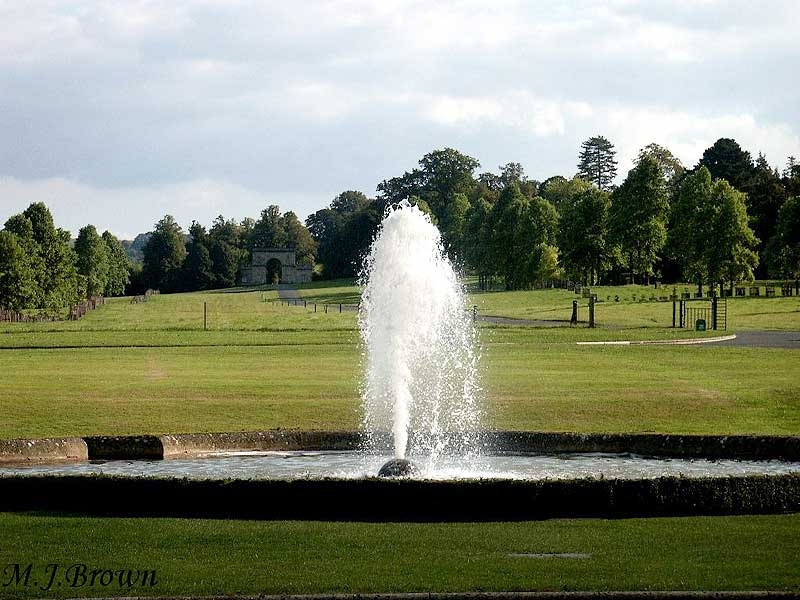 A picture of Longleat House & Safari Park