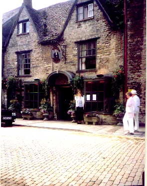 Vickers Hotel & restaurant, Woodstock