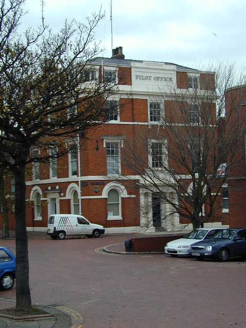 Old humber Pilots' offices on Corporation Pier