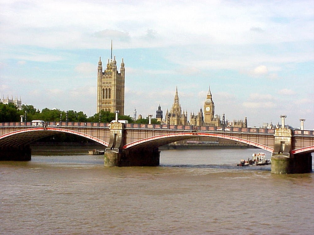 Lambeth Bridge