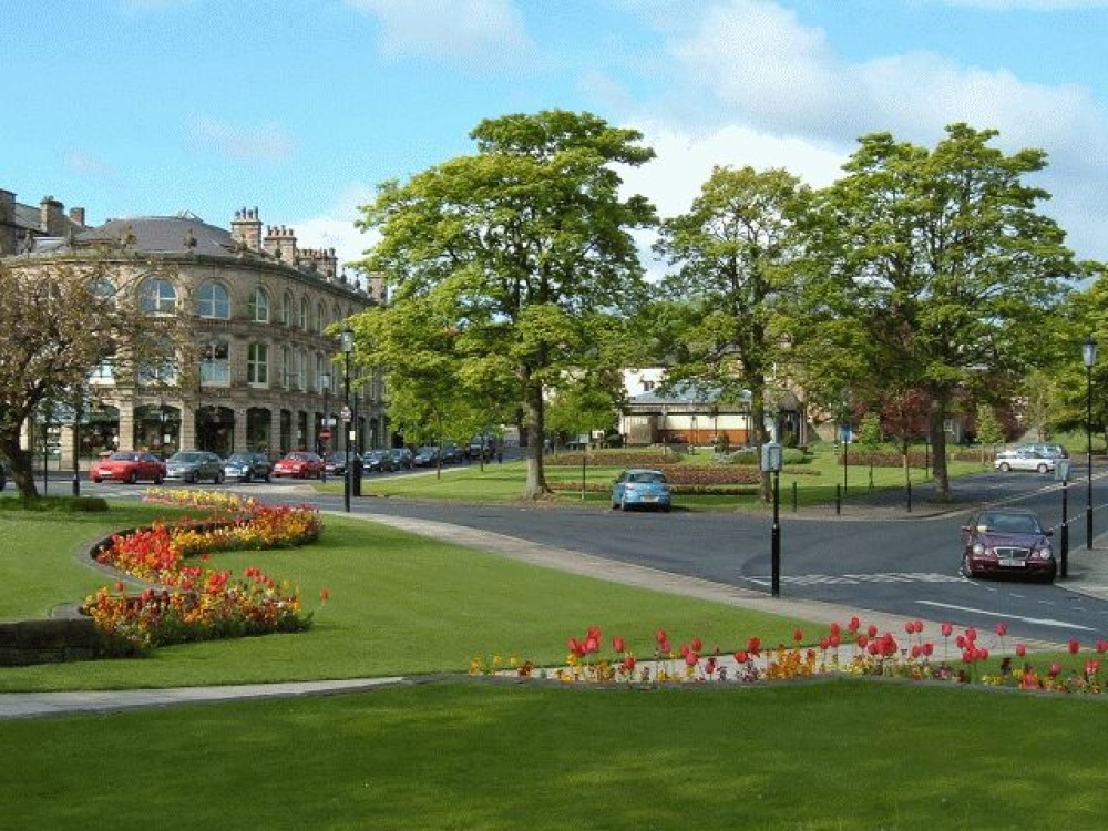 Crescent Gardens, Harrogate. 2005