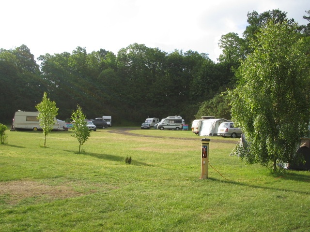 Gate House Wood Touring Park, Kent photo by Peter Long