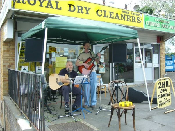 Music at the Parade in Cookham Rise, Berkshire