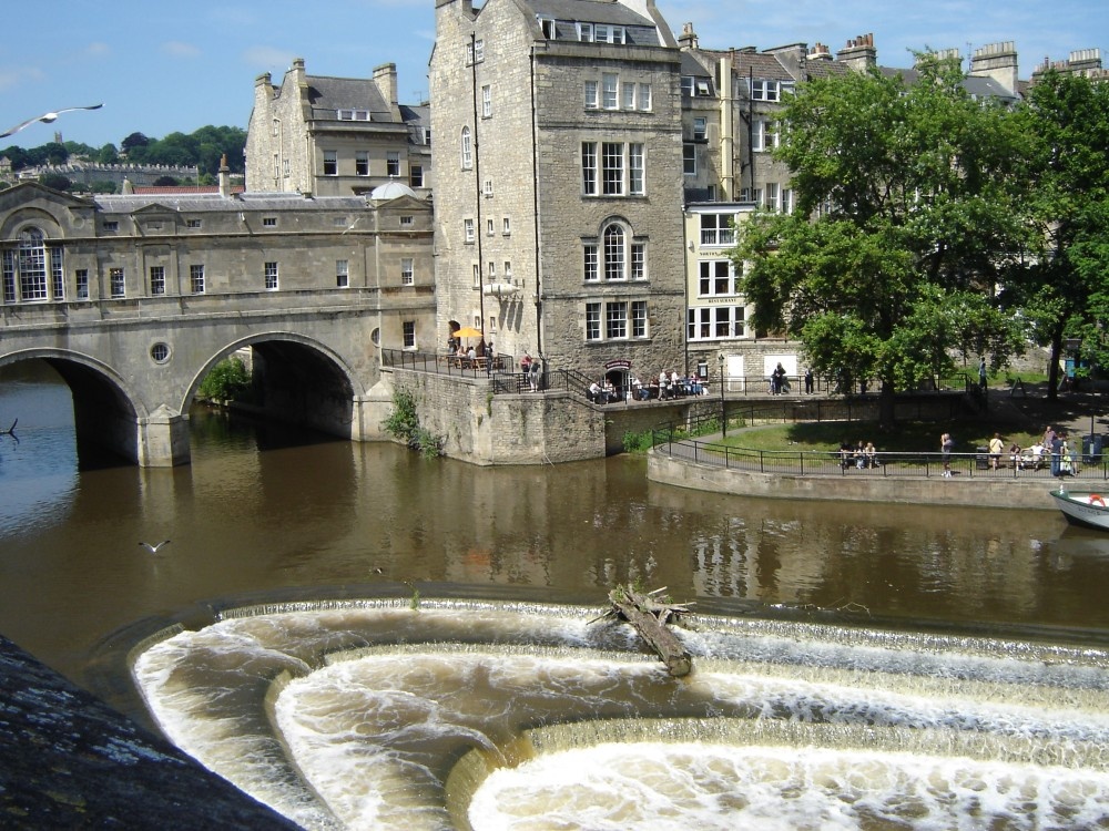 The River Avon running through Bath, Somerset.