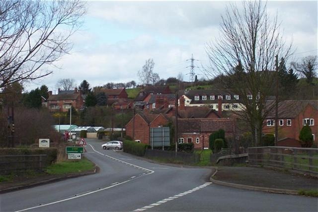 Another view of Newnham Bridge, Worcester to Tenbury Rd.