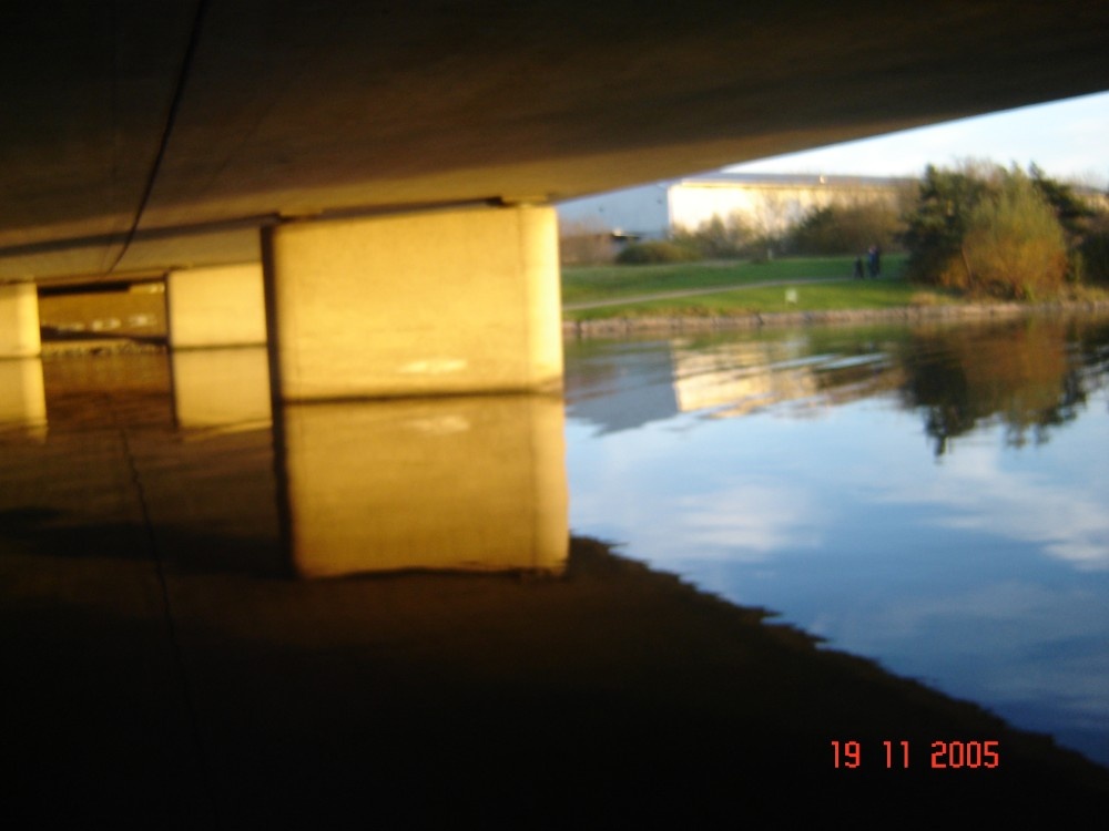 Photograph of Willen lake, Buckinghamshire