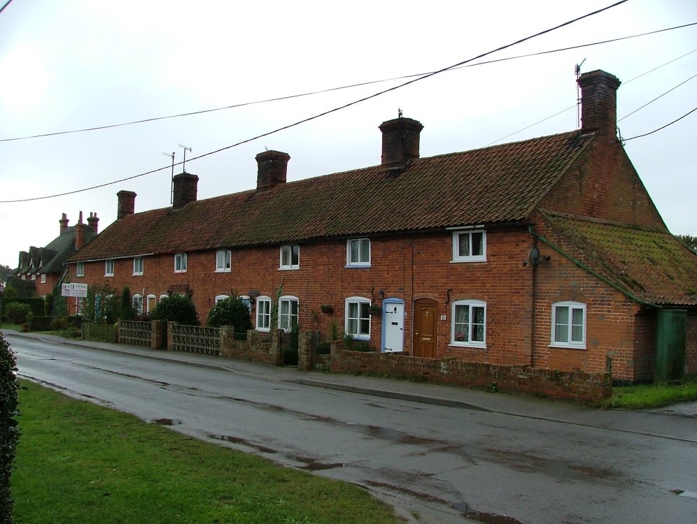 Photograph of Long Row Cottages, Sudbourne, Suffolk