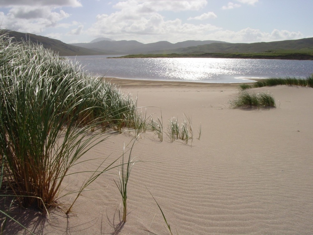 A picture of Sandwood Loch photo by Stephen Eblet