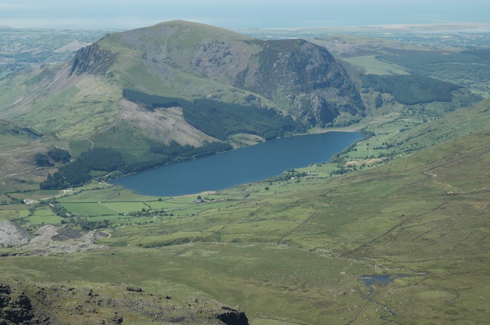 Snowdonia Railroad....foto from top of the mountain, Llanberis