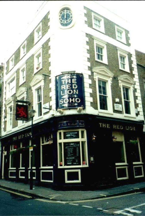 London - a picture of Soho, May 2001