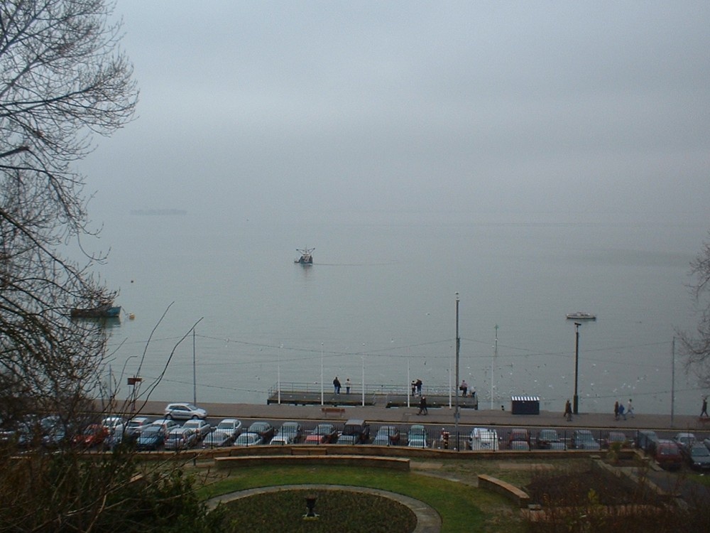 Photograph of Westcliff-on-Sea, Essex. This is a picture I took on Christmas day 2005.