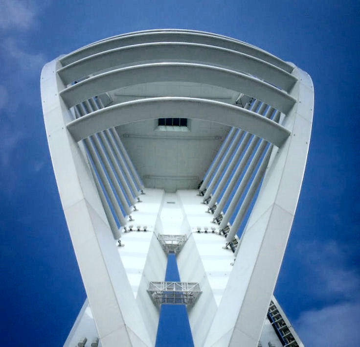 The Spinnaker Tower.

Taken: 20th March 2006