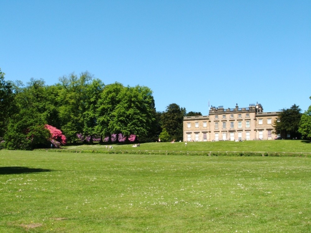 Cannon Hall Country Park, South Yorkshire. View onto Cannon Hall from the country park (03-05-2006)