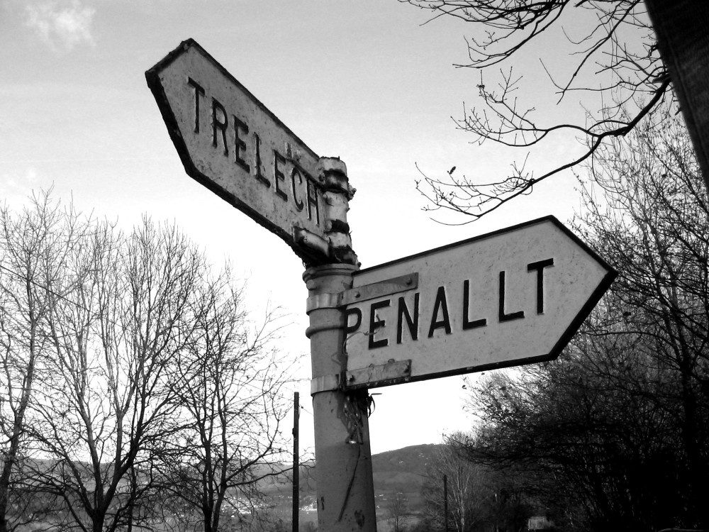 B-road sign between Trellech and Monmouth