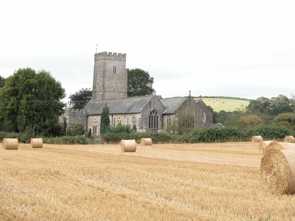 Staverton Church. The village of Staverton in Devon.