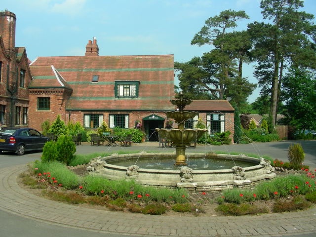 Aldwark Manor Hotel and Golf Club Bar. photo by Rutledge Webb, Jr.