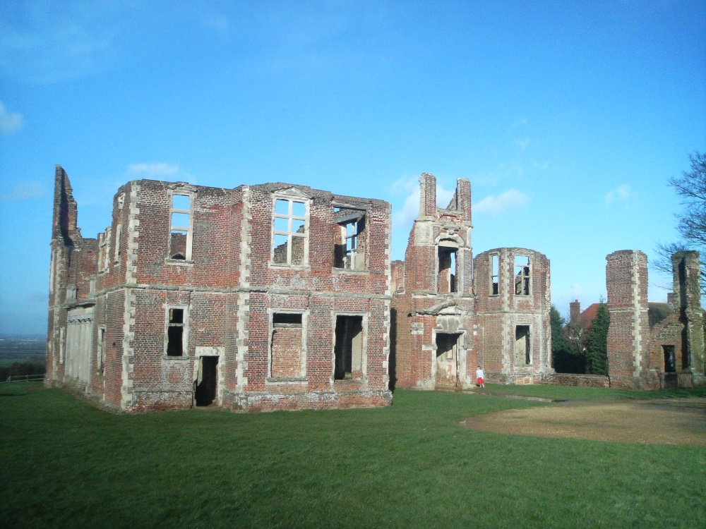 a picture of the remains of Houghton house photo by Mark Mulford