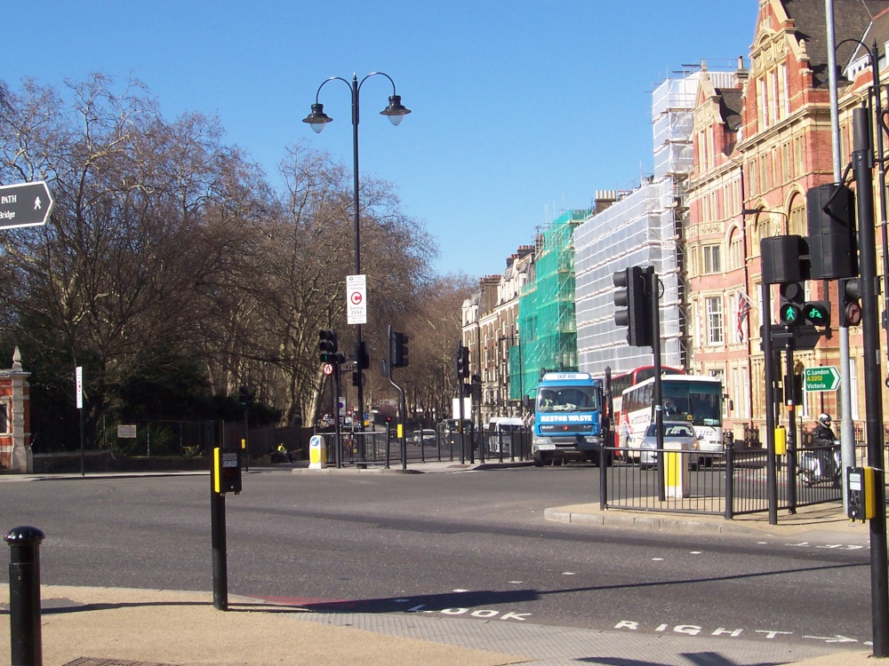 Chelsea Bridge Road