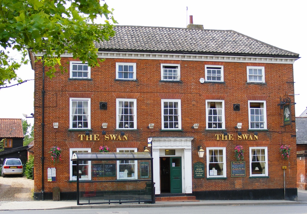 The Swan, Loddon