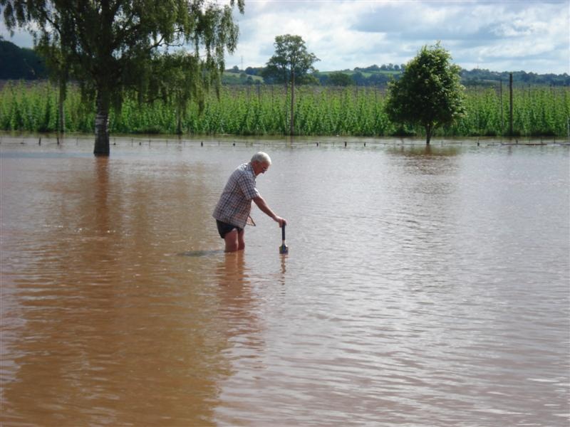 Floods at Newnham Bridge, Worcestershire