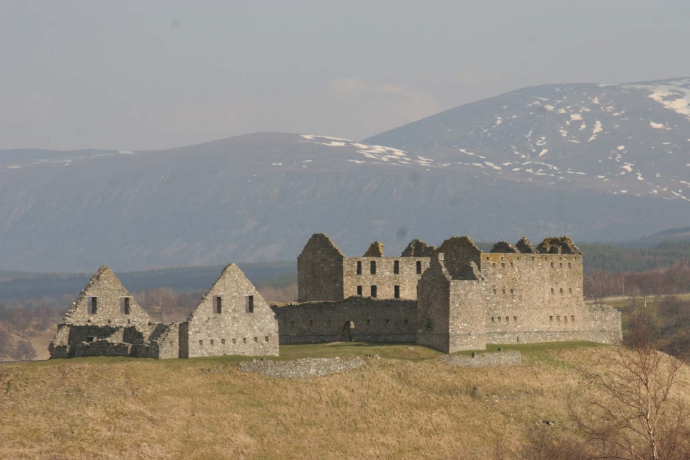 Ruthven Barracks photo by Clive Butchins