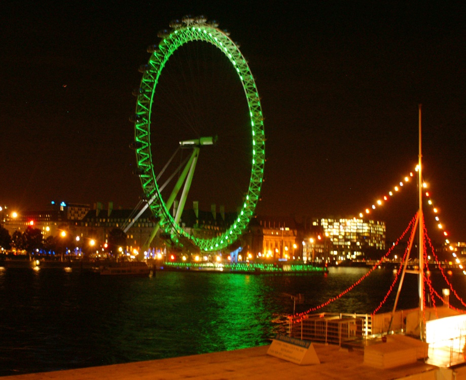 London Eye by night