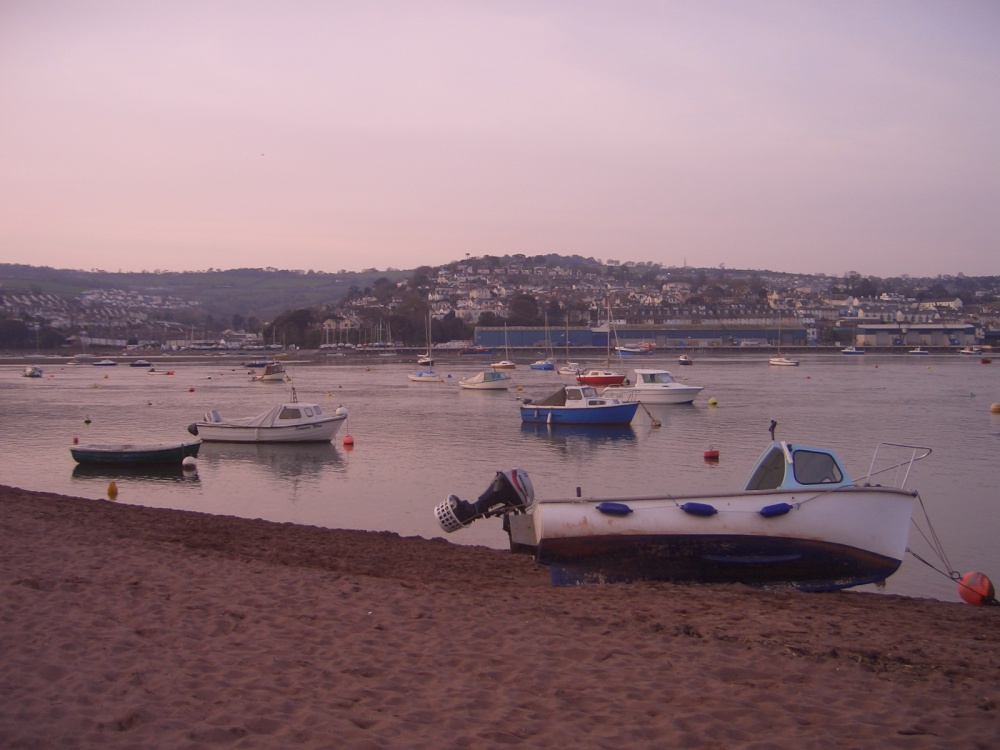 Empty Harbour, Apr 07