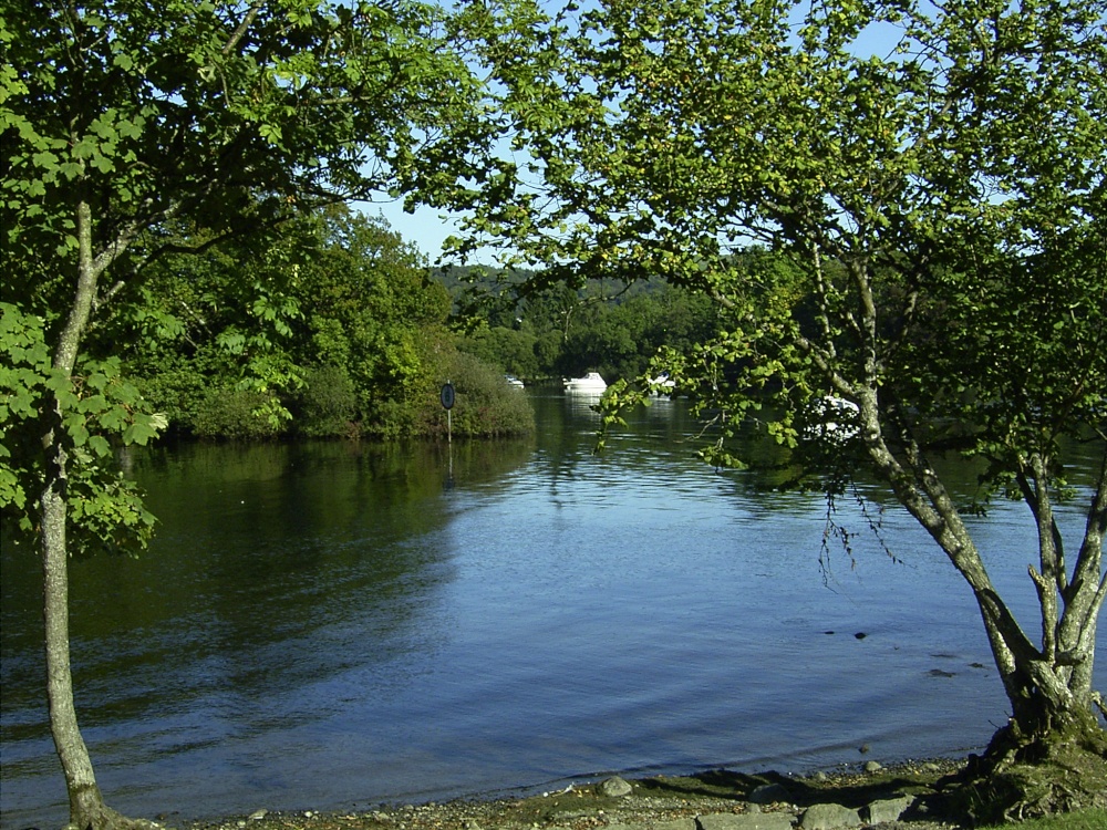 September afternoon on the West Bank of Windermere, opposite Belle Isle.