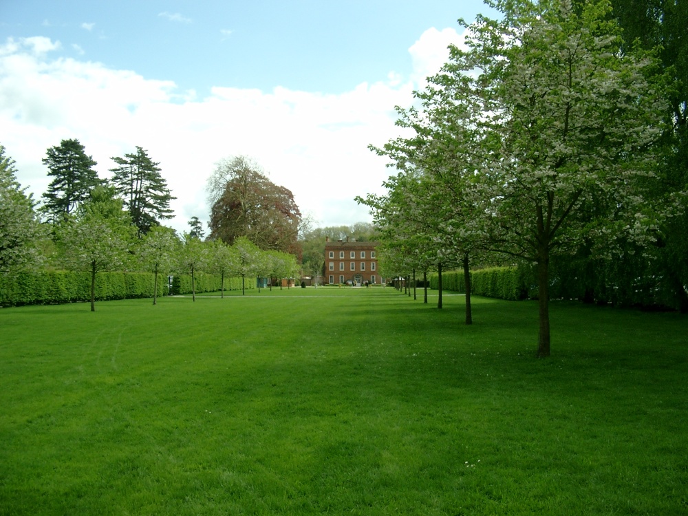 Photograph of Burford House Gardens, Tenbury Wells, Worcestershire