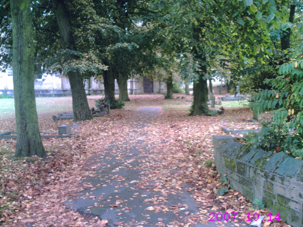 Path to church, Bolsover