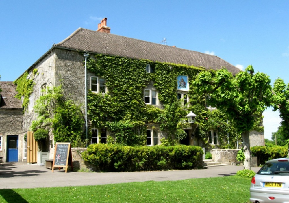 The Bath Arms, Horningsham, Longleat Estate