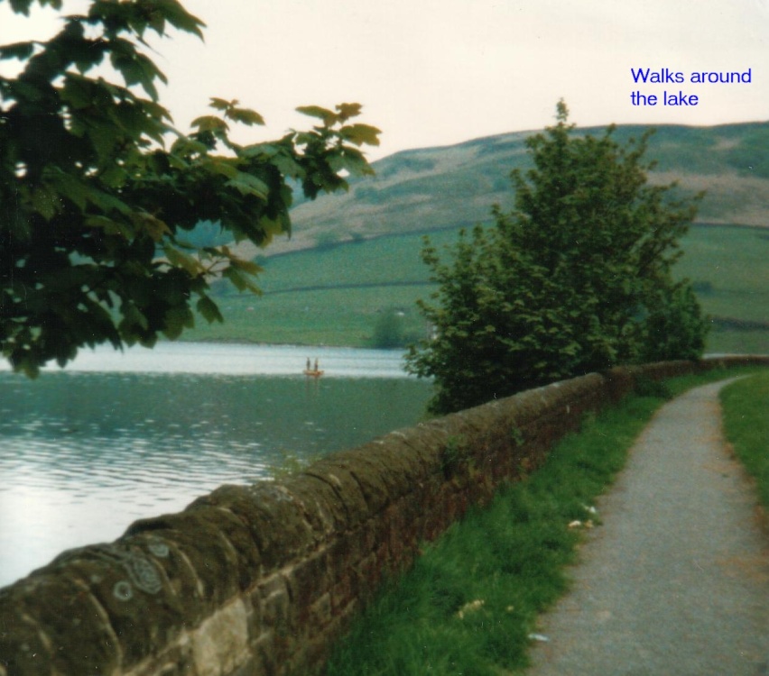 Pathway around Ladybower Reservoir