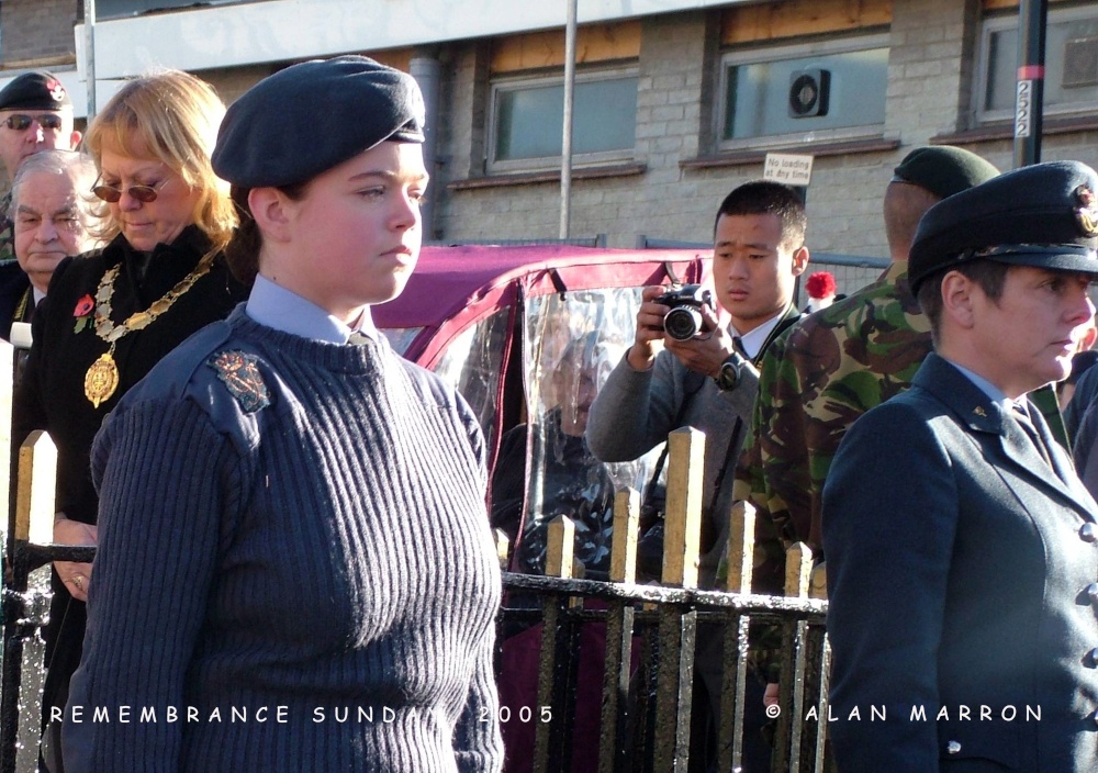 Remembrance 2005 - RAFC members at the Cenotaph