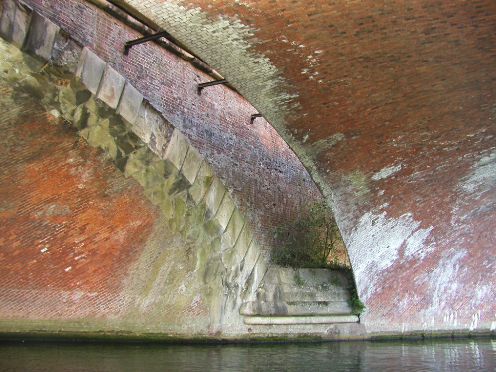 Railway bridge at Moulsford, Oxfordshire