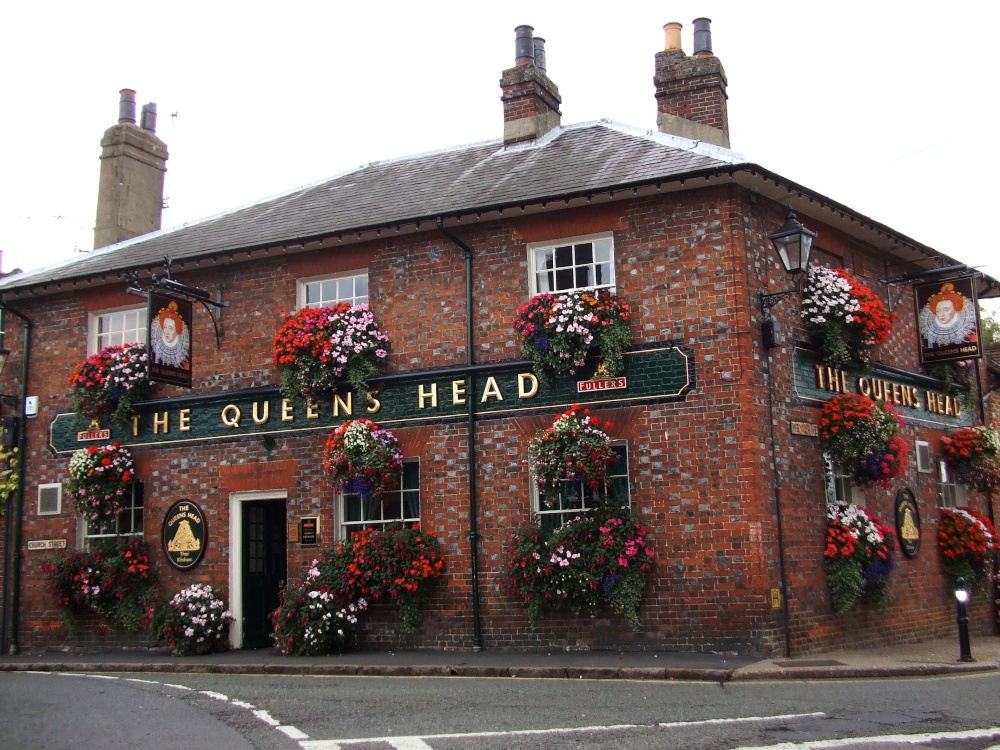 Photograph of The Queen's Head, Chesham
