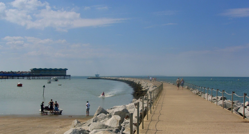  Herne Bay Seafront Kent  Edward Fagg PicturesofEngland com