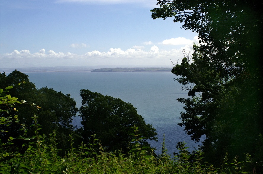 View 2 from the road into Clovelly.