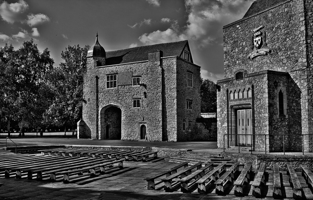 Aylesford Priory (1) photo by David Wigham