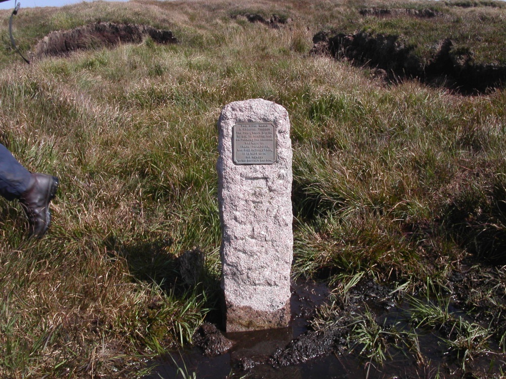 Peat Pass marker