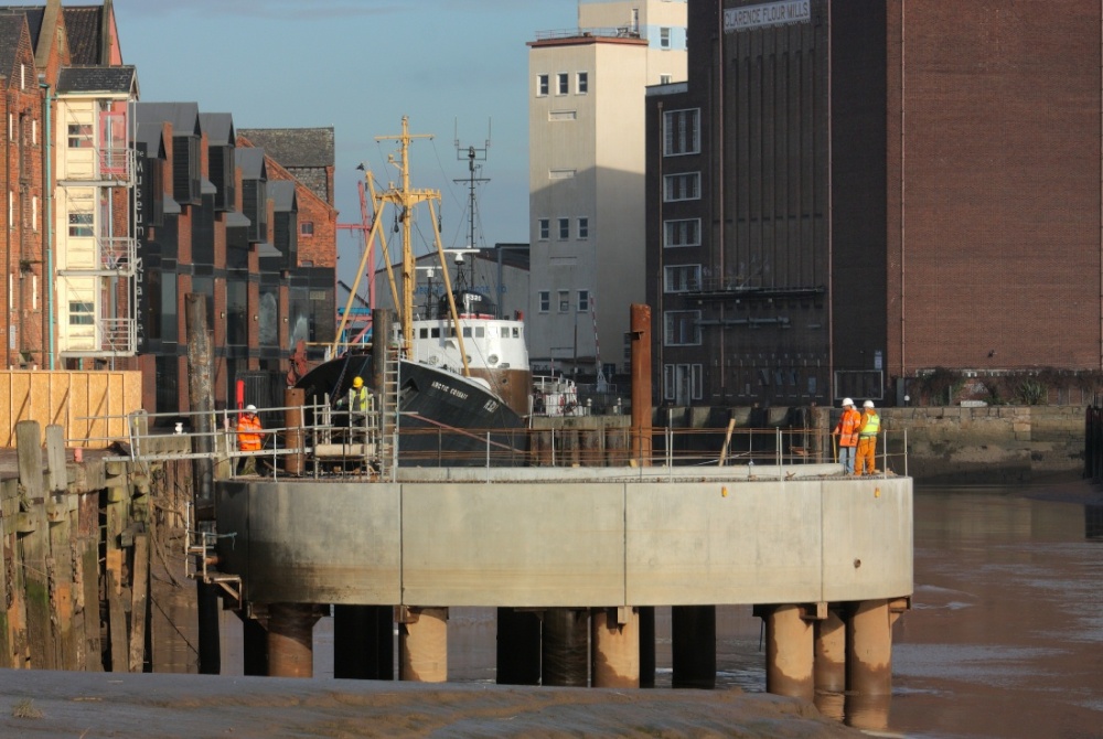 Bridge over River Hull construction