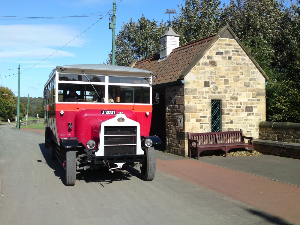 Old Bus 1