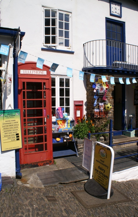 The telephone box.