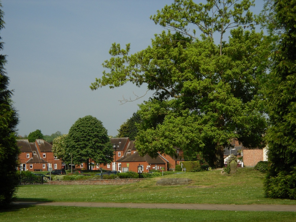 Photograph of A photo of Pershore on a sunny clear day