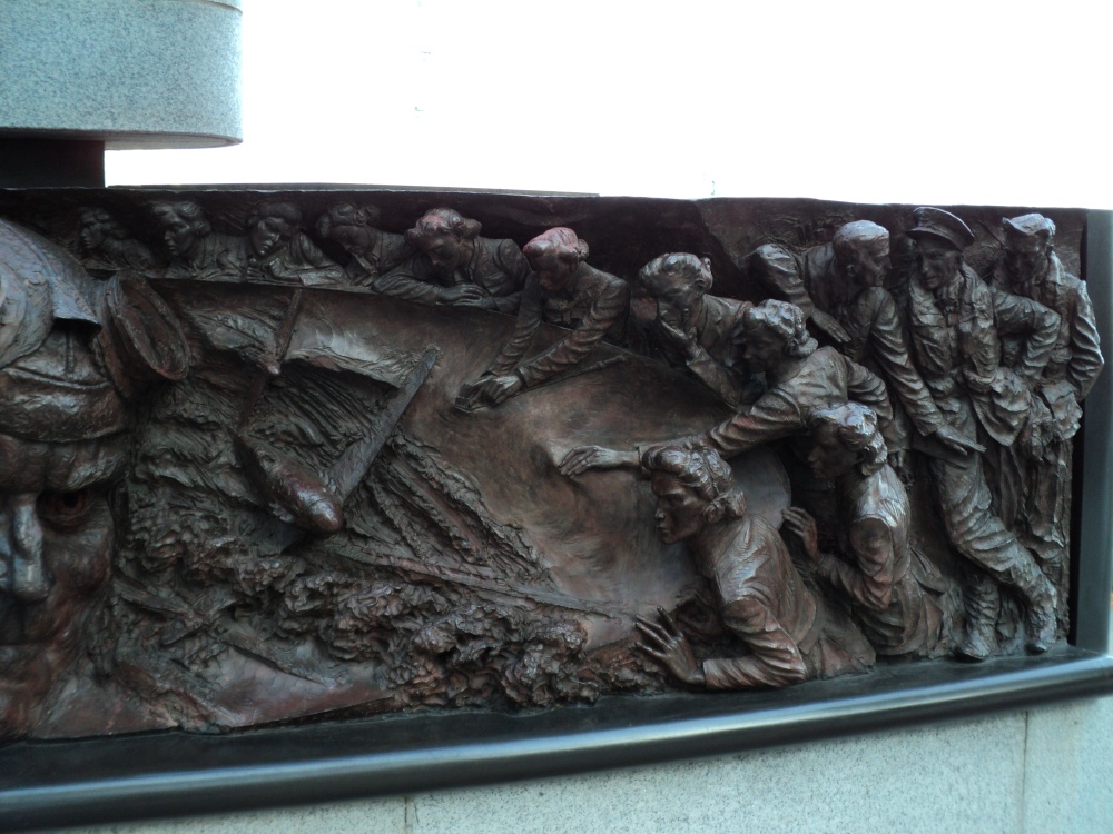 Royal Air Force Memorial, The Embankment, London photo by Patricia Finnegan