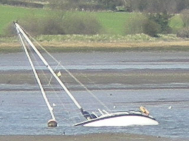 Sinking feeling on Mistley Walls