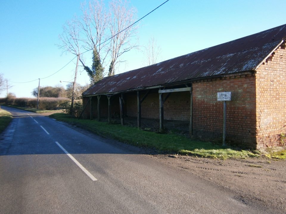 Photograph of OLD BARN, KNOTTING