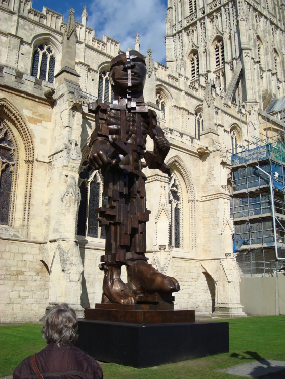 Sculpture at Gloucester Cathedral