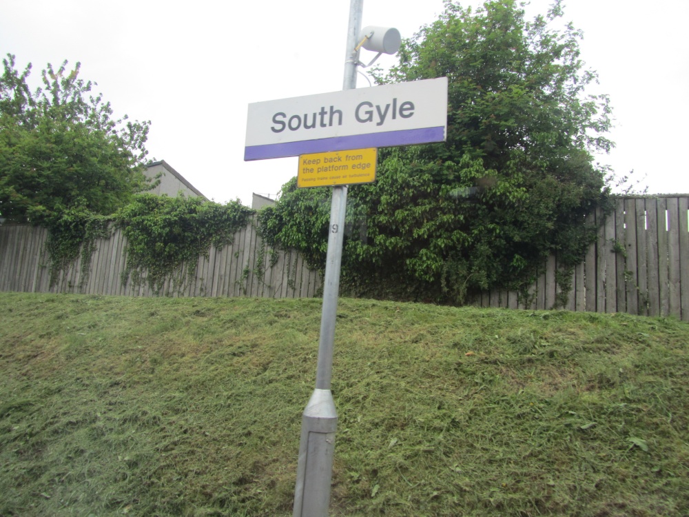 Photograph of South Gyle Station