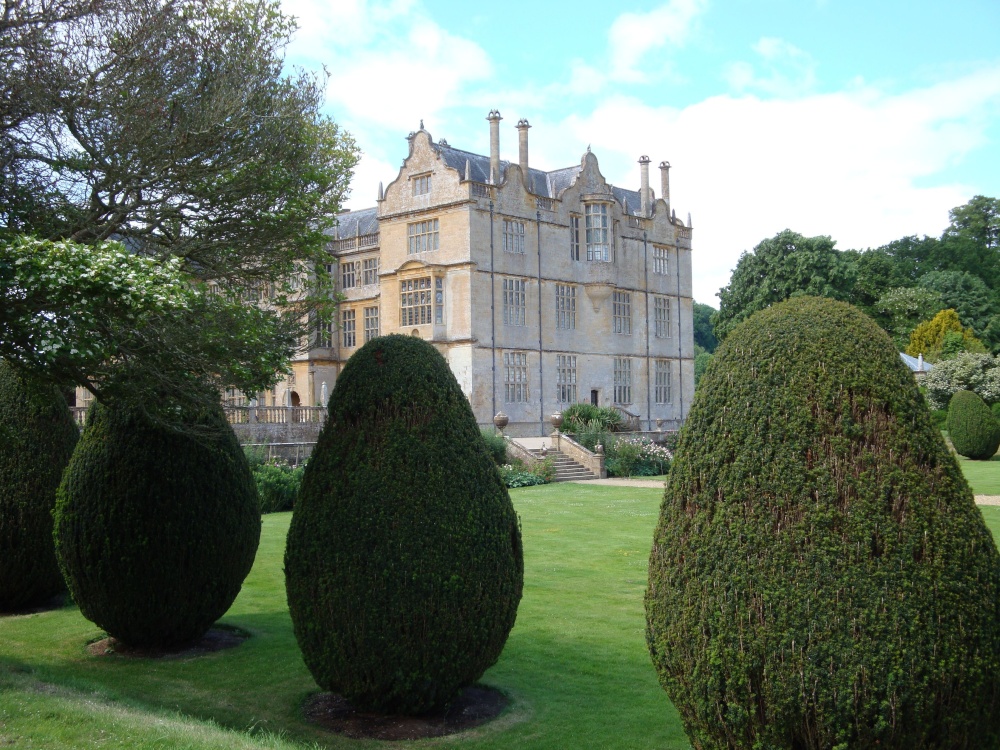 Montacute House June 2009